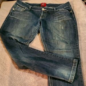 Customizable Torrid Denim dark straightleg 👖